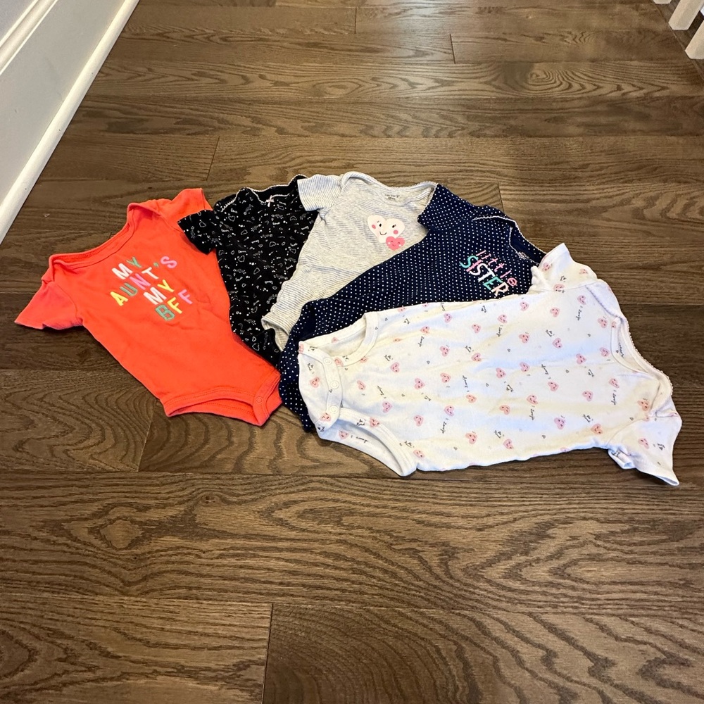 5 carters 18month body suits